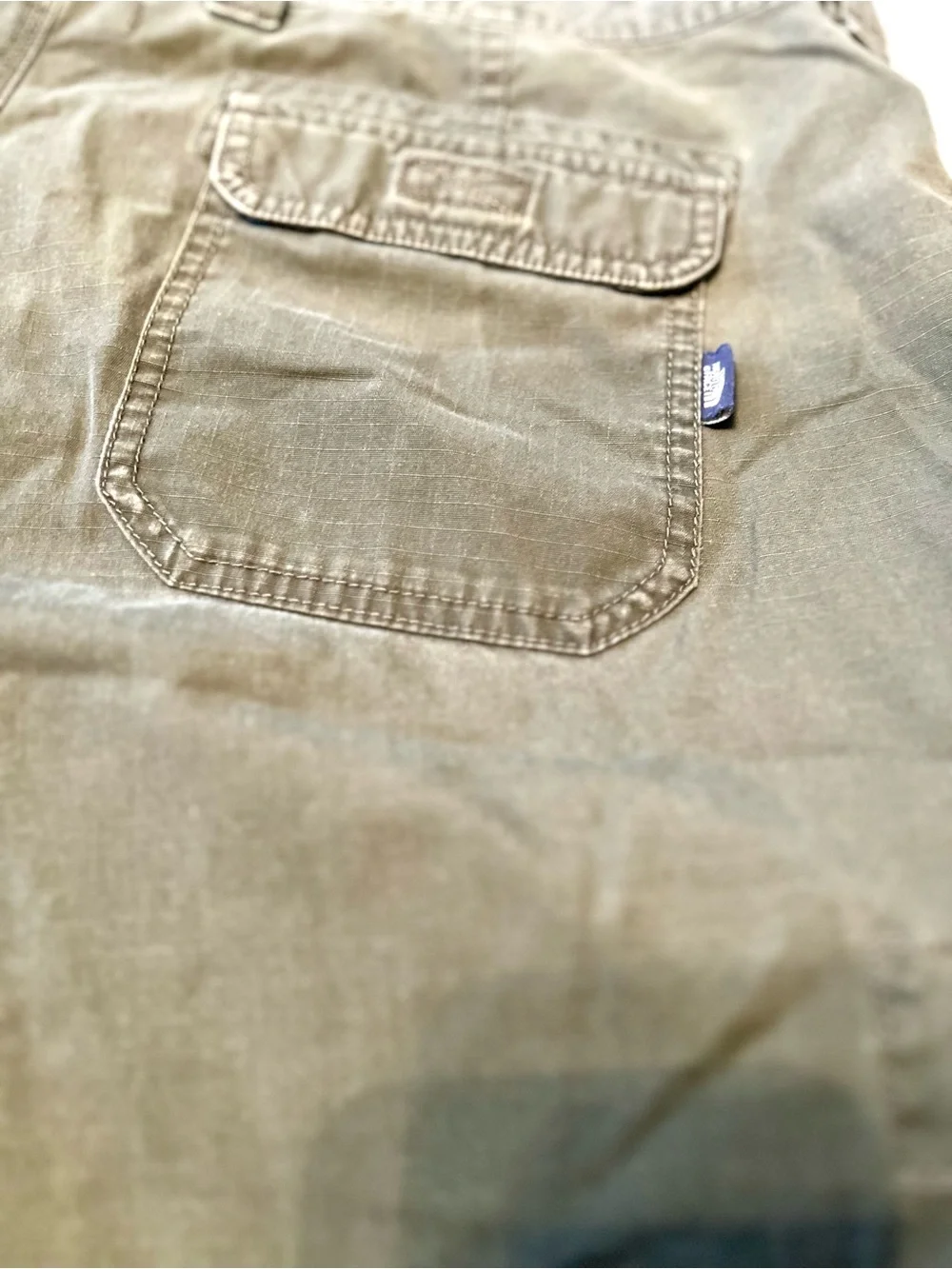 The North‎ Face Men's Army Green Cargo Utility Shorts-Size 40